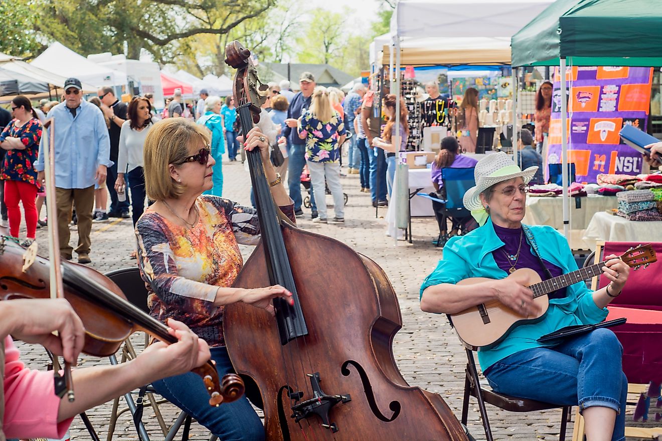 Street scene in Natchitoches, Louisiana. (Image credit billy ogle via Shutterstock)